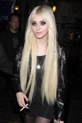Taylor Momsen テイラー・モムセン